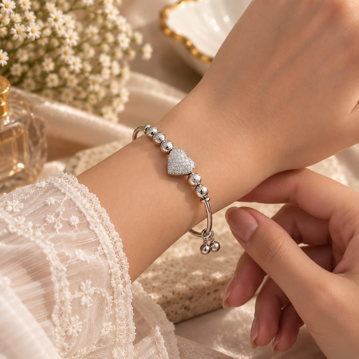Elegant Heart Charm Silver Bracelet for Women