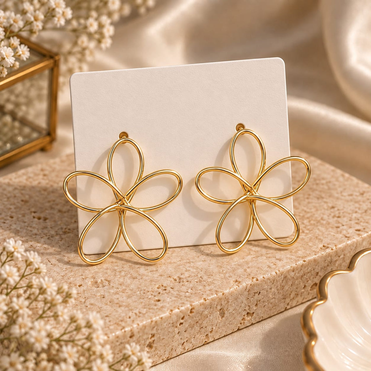 Elegant Flower Loop Earrings for Women 🌸